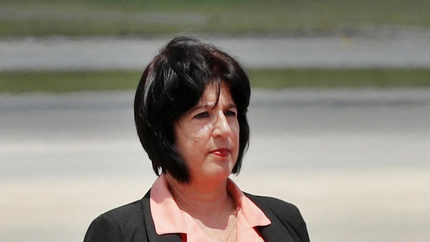 Renuncia la ministra cubana que negó la existencia de mendigos en la isla