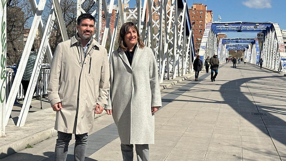 Una histórica exconcejal del PSOE, tras la defenestración de Horacio Royo en Zaragoza: "Enhorabuena a la alcaldesa"