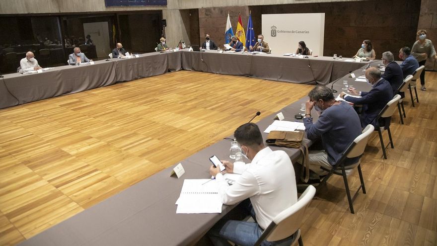 Reunión de seguimiento delPlan para la Reactivación Social y Económica de Canarias (Reactiva Canarias).