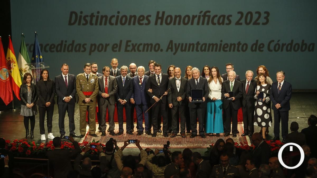Acto de entrega de las Medallas de la Ciudad concedidas por el Ayuntamiento de Córdoba