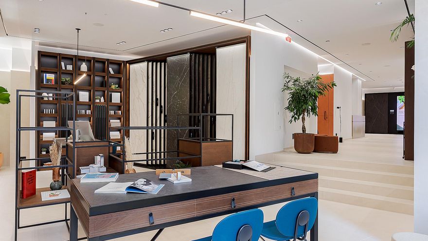 El interior del espacio.