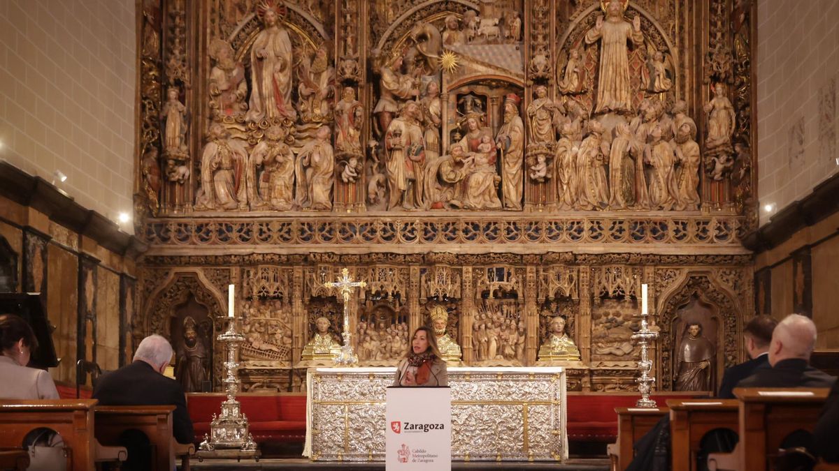 "Turismo de ratones" o “Doctor Rocky”: denuncian fallos en la traducción con IA de un foro internacional en Zaragoza