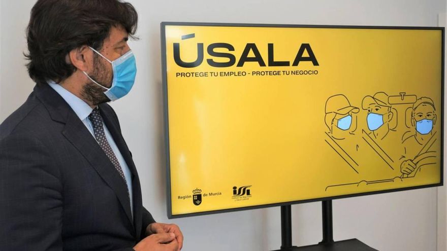 El Gobierno de Murcia lanzó en julio la campaña 'Úsala', con el objetivo de fomentar el uso de la mascarilla en los desplazamientos al trabajo, principalmente dentro del sector hortofrutícola