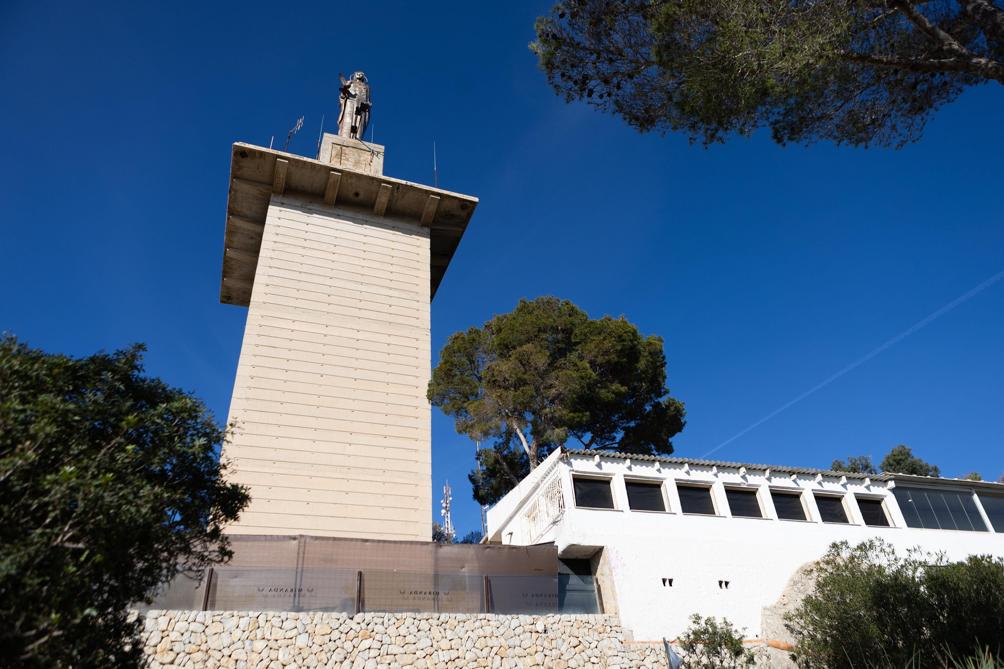 Local que el Obispado quiere recuperar y que hace años explotó un restaurante