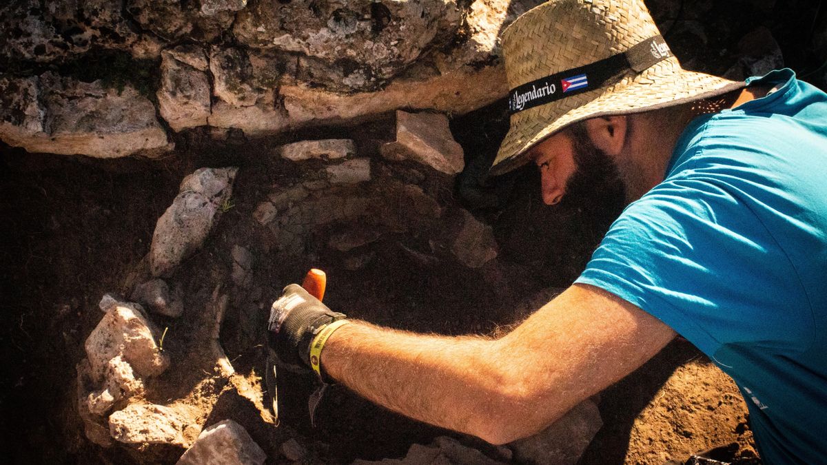 José María Moreno Narganes durante una excavación arqueológica