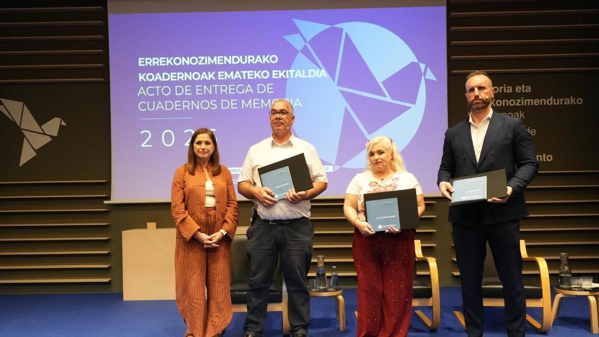 Euskadi recupera la historia de 22 víctimas del terrorismo cuyos casos no se esclarecieron: "La mayor derrota es el olvido"