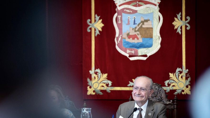 El alcalde de Málaga conocía las presiones para favorecer a los socios privados de la sociedad municipal de aparcamientos