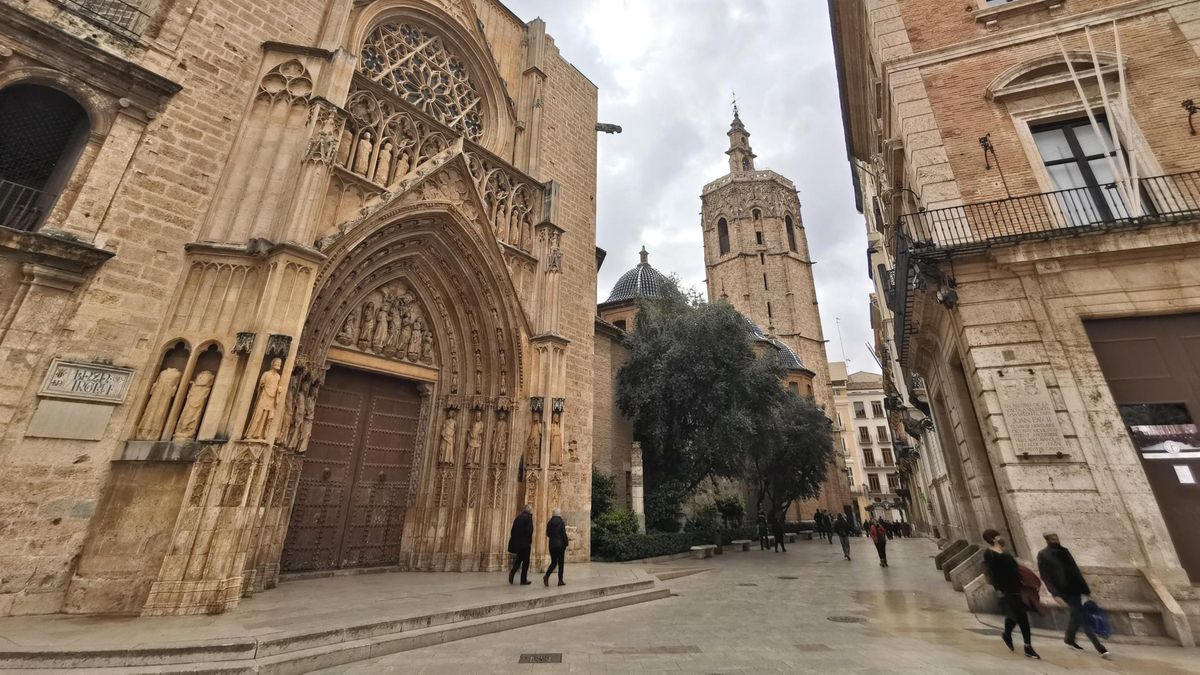 La Catedral de València con el 'Micalet' al fondo.