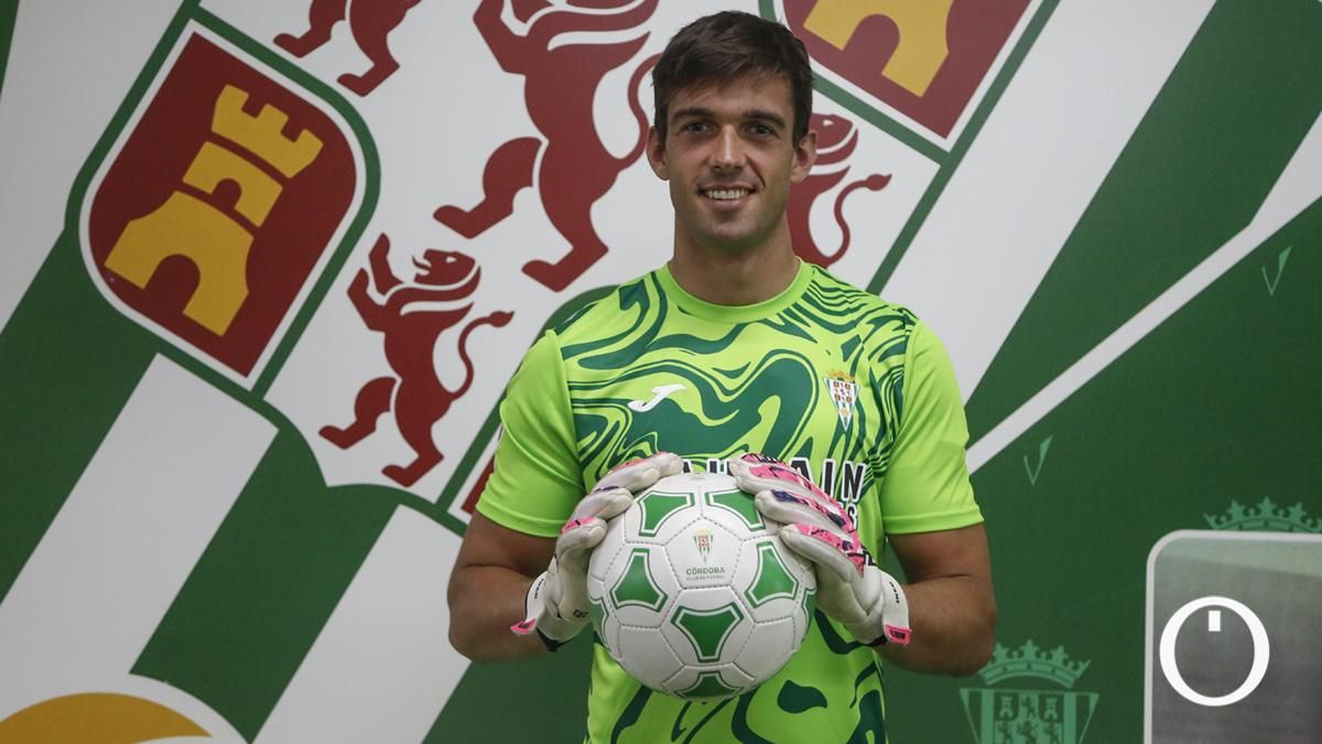 Presentación de Iker Álvarez como jugador del Córdoba CF