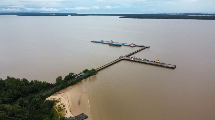 Los vecinos de la isla donde se anclarán los hoteles flotantes de la COP30, a la deriva