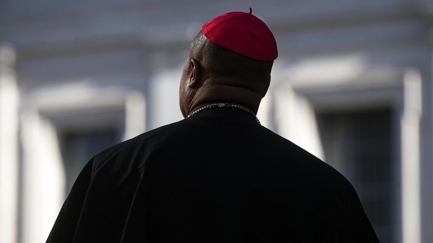 Los cardenales siguen "escuchándose" antes de elegir al papa