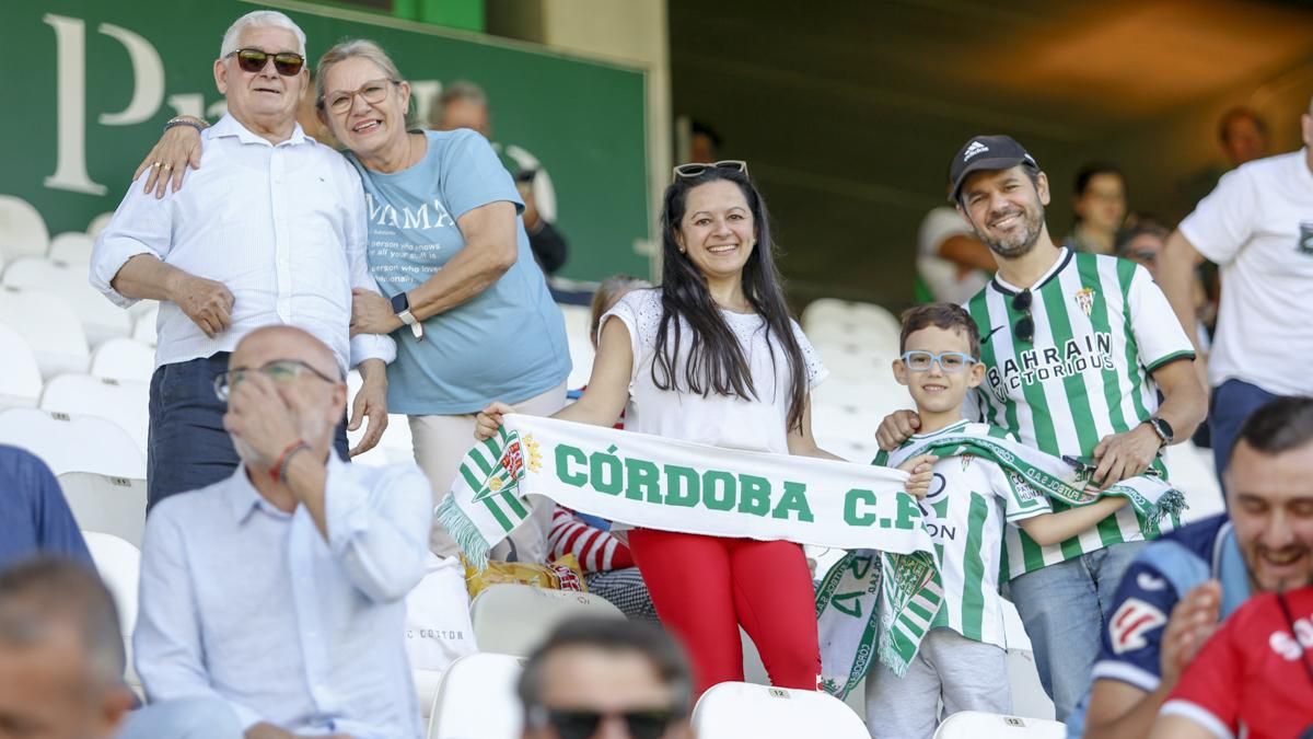 Grada Blanquiverde del Córdoba CF - SD Eibar