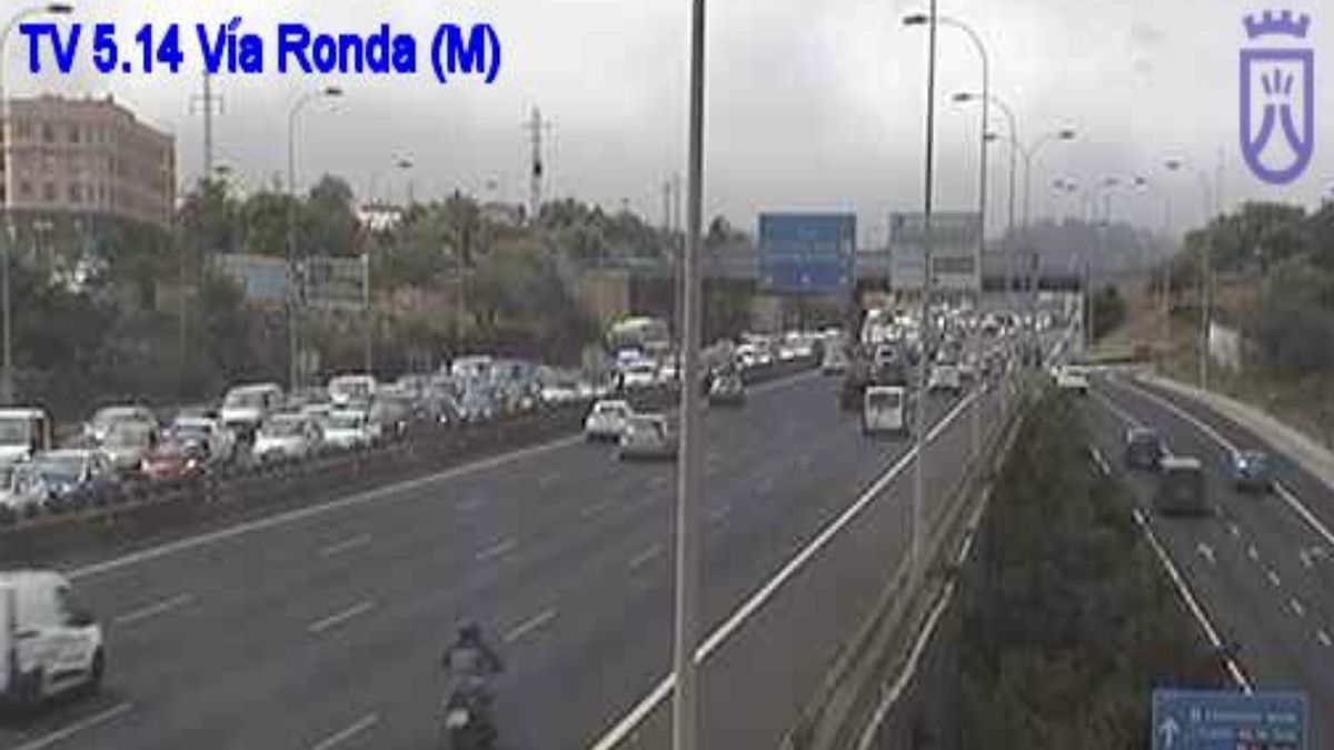 Las cámaras de tráfico de Tenerife captan las retenciones este miércoles a la altura de Vía de Ronda