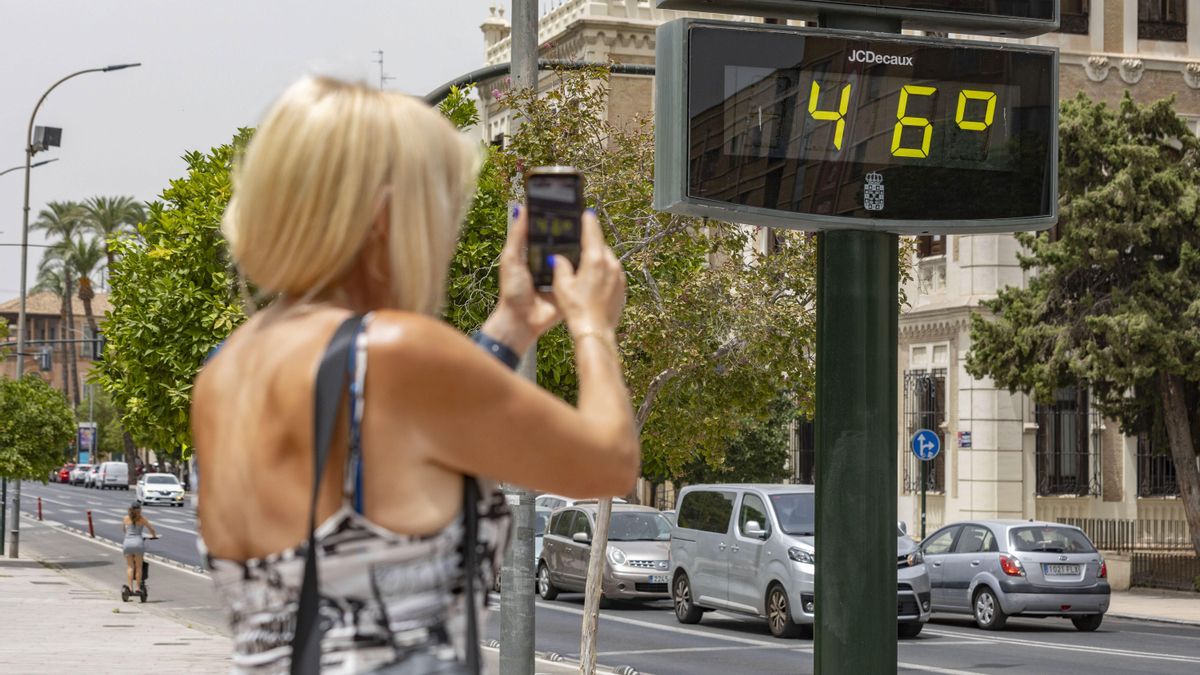 España enfila otra ola de calor: de larga duración y más de 40 grados
