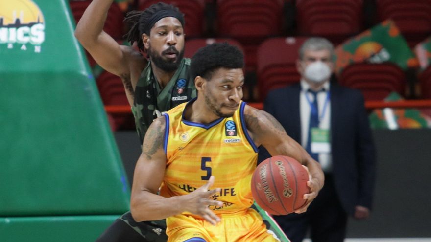 El Herbalife Gran Canaria no puede con el poderío físico del Unics Kazan