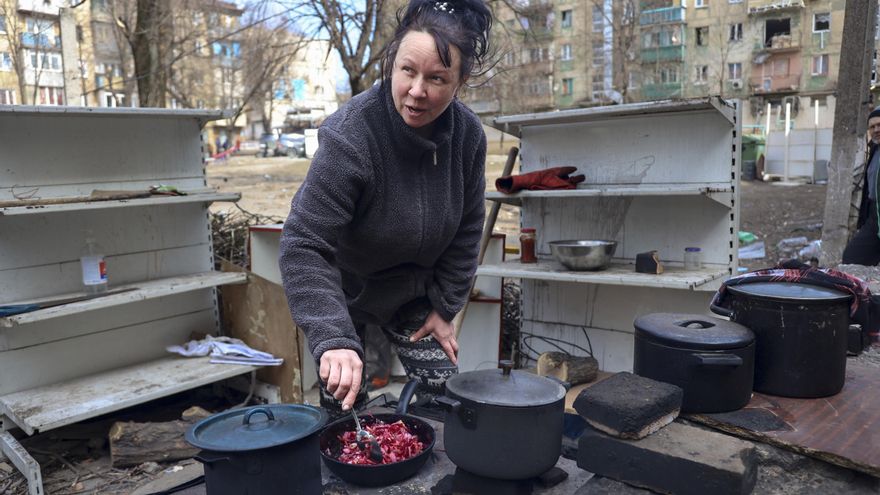Fracasa de nuevo la evacuación de Mariúpol: la Cruz Roja vuelve a Zaporiyia y lo intentará otra vez este sábado