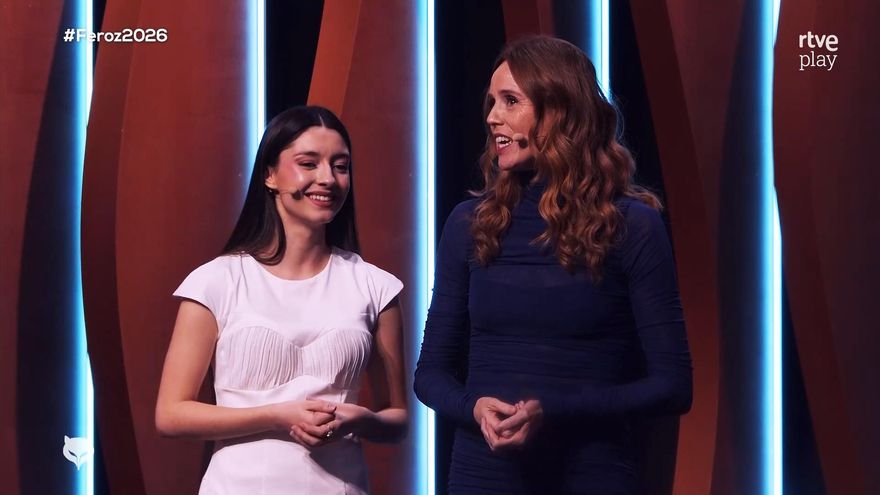 Las actrices de 'La Promesa' sacan los colores a "las estrellas" de los Premios Feroz: "Somos como Teruel, también existimos"