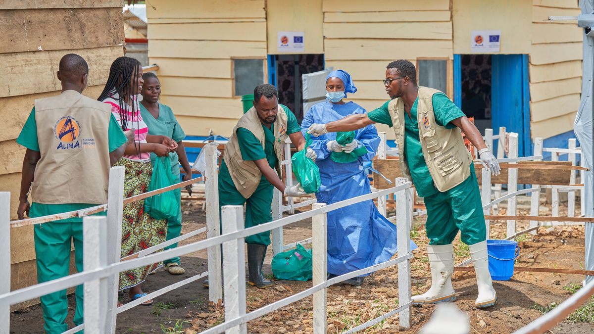 Francia detecta un caso de ébola en un médico que regresó de la República Democrática del Congo