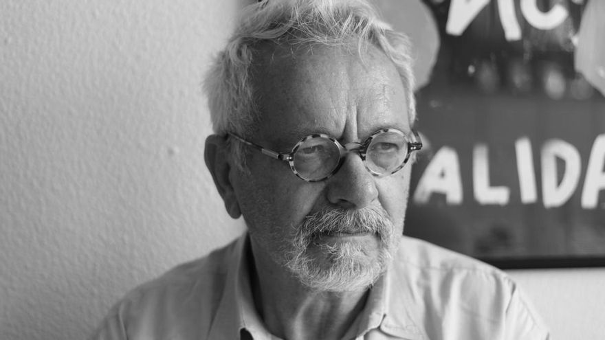 Constantino Bértolo: “Propondría una ley para que los autores escriban los libros que quieran pero solo publiquen tres”