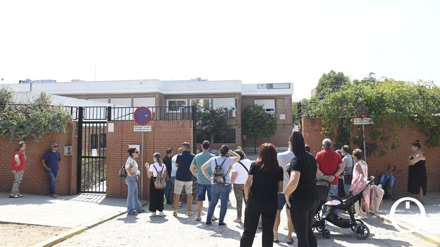 Familias del CEIP Juan de Mena denuncian de nuevo la calidad de la comida del catering Mediterránea
