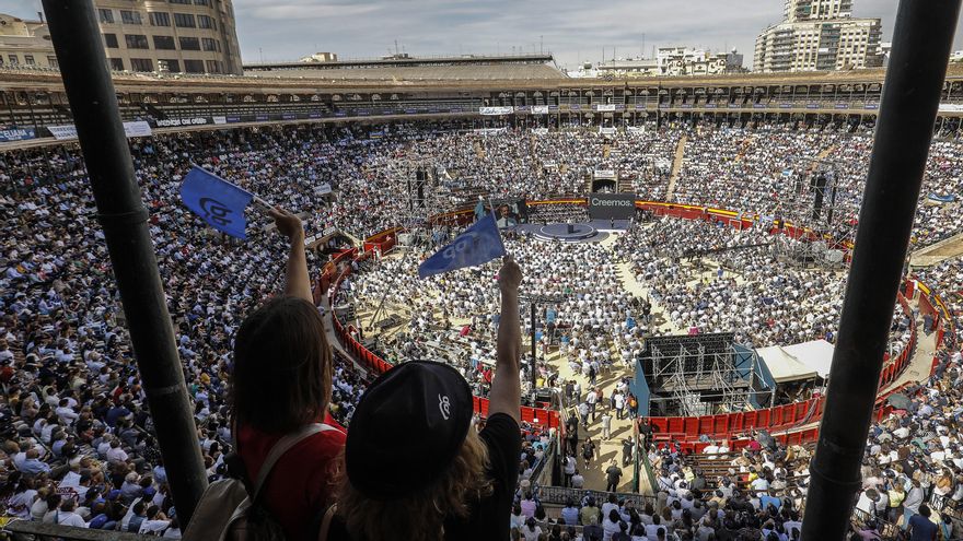 Vista de la plaza de toros de Valencia durante la clausura de la Convención Nacional del PP.
