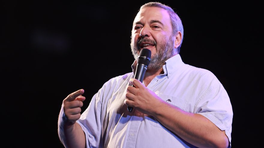 Candidato oficialista en Montevideo apunta a mejorar la limpieza y a agilizar la movilidad