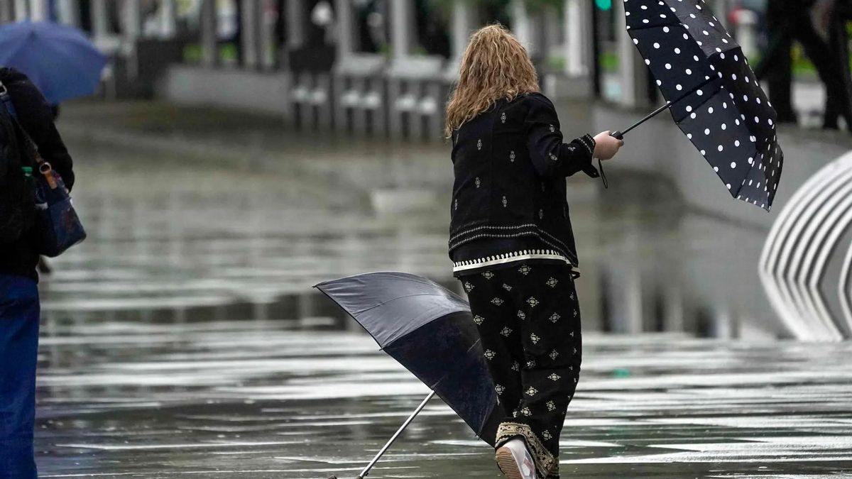Aemet avisa: Asturias registrará vientos de 110 kilómetros por hora mañana y el miércoles