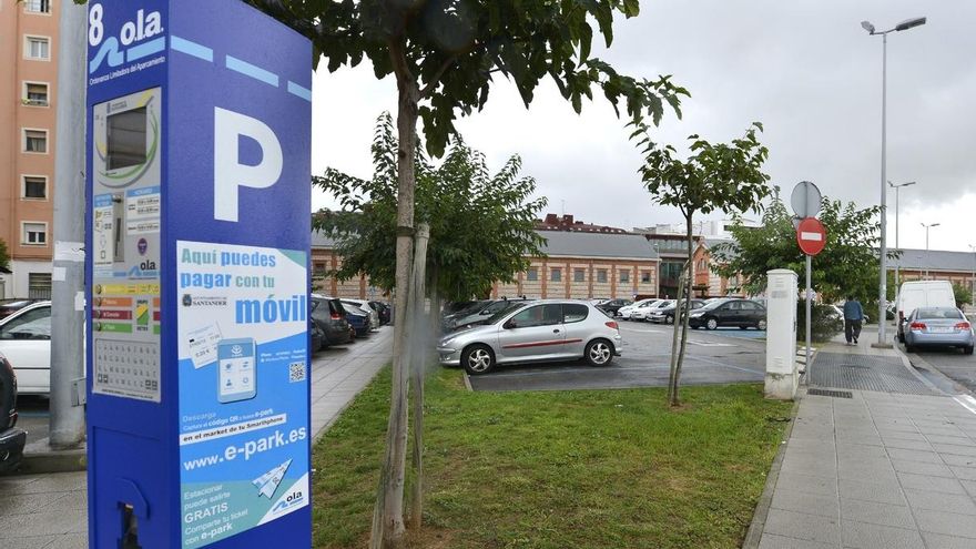 El PRC critica que hay 3.000 tarjetas de la OLA más que plazas de aparcamiento