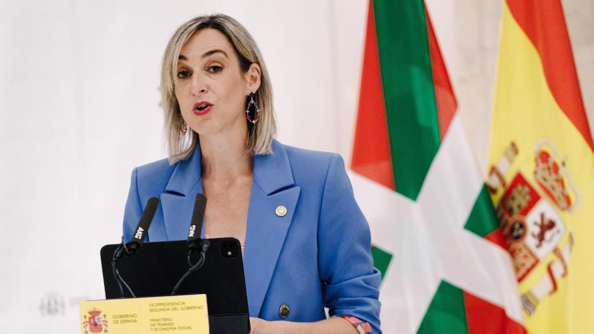 La Comisión de Ética vasca reaparece tras trece meses y cierra una denuncia contra un alto cargo y felicita a otro