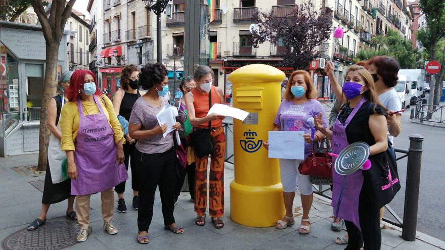 Trabajadoras del hogar y de cuidados dirigen cartas a varios ministerios para exigir la ratificación del Convenio 189 de la OIT, en el décimo aniversario de su aprobación.