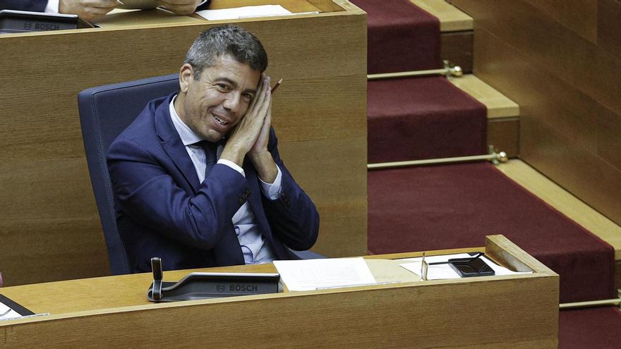 Un Mazón acorralado por la DANA consigue aprobar los presupuestos para 2025 con el sello de Vox