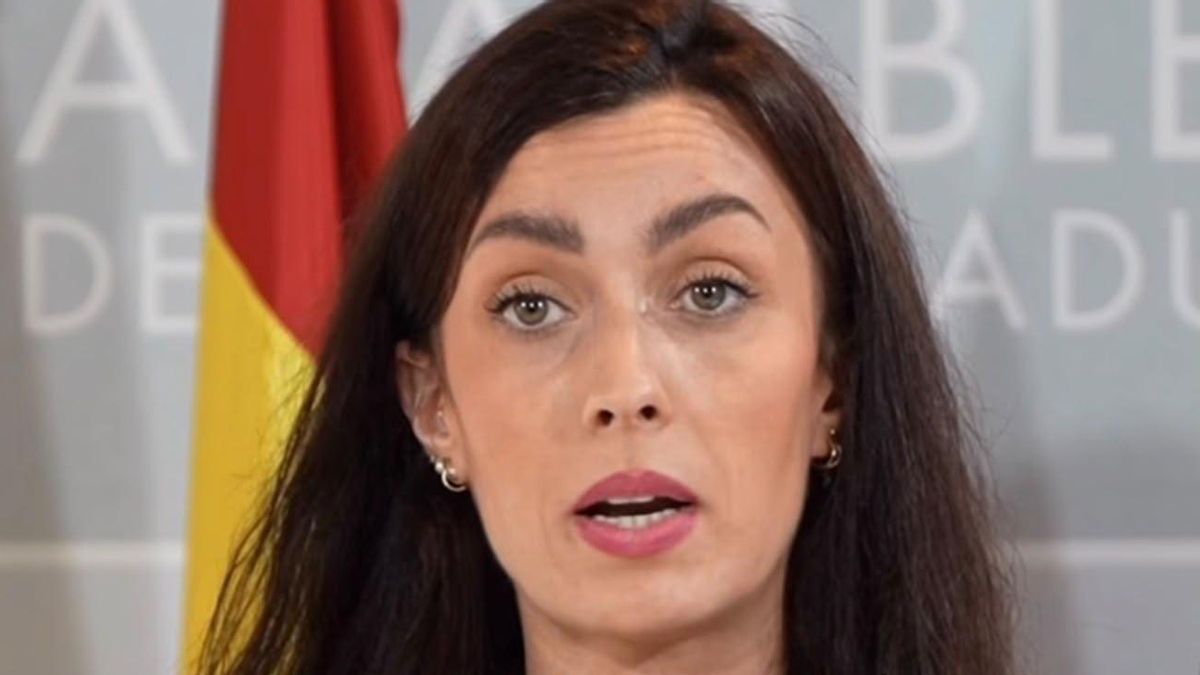 Vox defiende unos presupuestos “históricos” y acusa a PSOE y Unidas por Extremadura de presentar enmiendas “vacías de propuestas”