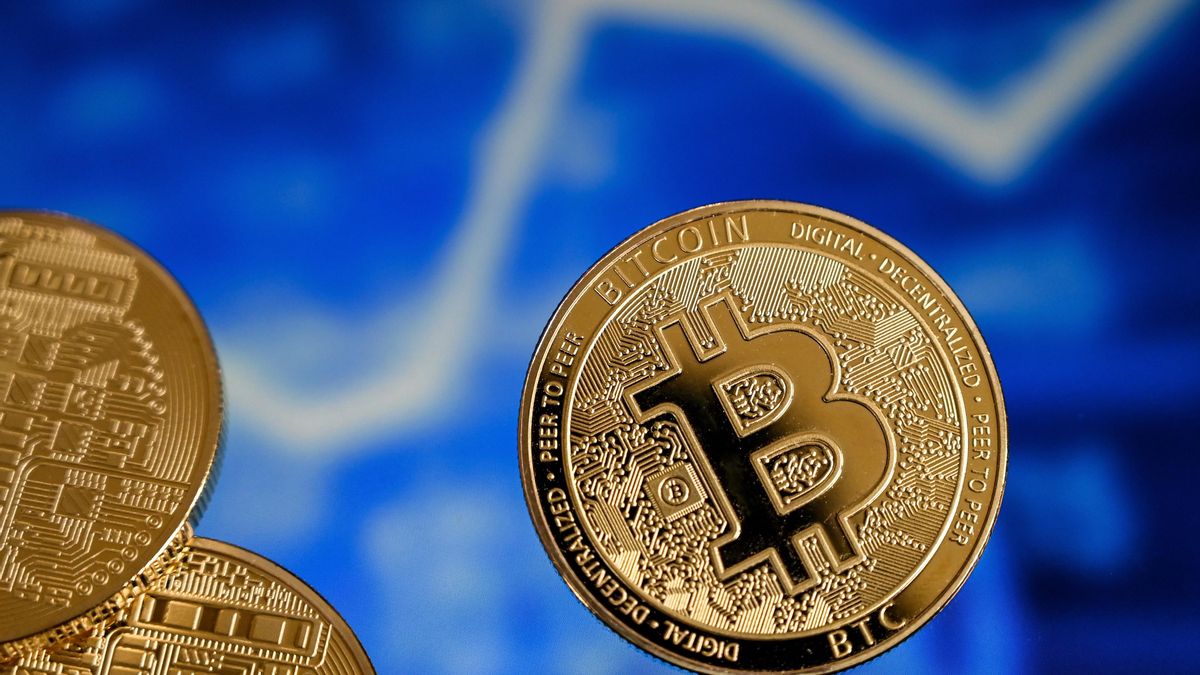 El bitcoin supera los 120.000 dólares en un nuevo máximo histórico
