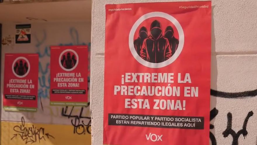 El PSOE llevará a la Fiscalía la campaña de Vox contra las personas migrantes