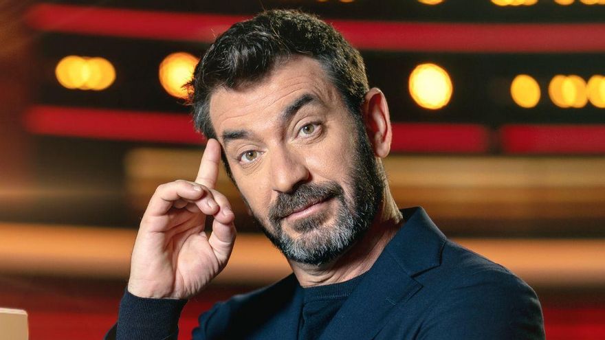Arturo Valls vuelve con 'El 1%' y "no se ve" en Telecinco: "Es una cuestión de ética, ¡ríete tú ahora de la cadena triste!"