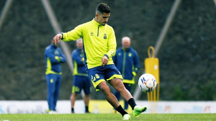 Cristian Cedrés rescinde contrato con la UD Las Palmas
