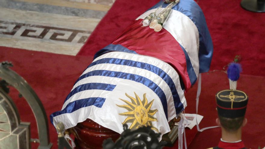 El Gobierno de Ecuador extiende sus condolencias a Uruguay por la muerte de José Mujica