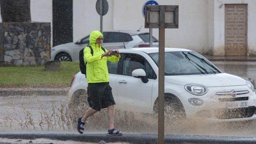 La DANA deja en Canarias lluvia, nieve, granizo, rayos y cortes de luz