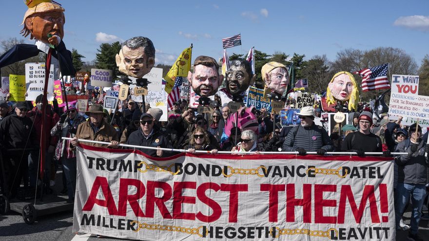 Miles de protestas se multiplican en todo EEUU contra el autoritarismo de Trump y su guerra en Irán