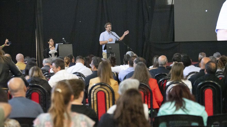 En la audiencia pública, la propuesta del buque de licuefacción de Pan American Energy cosechó apoyos y duros rechazos ante el posible daño ambiental