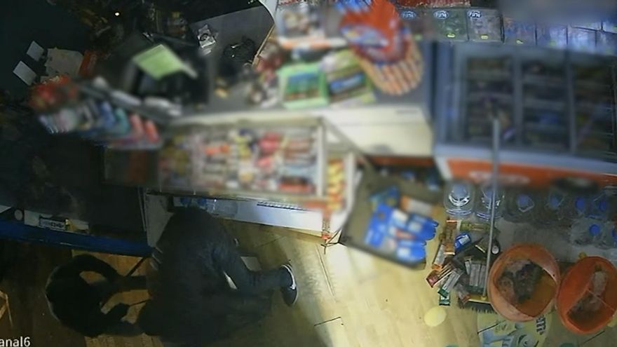 Encapuchados y con grandes cuchillos: así actuaron unos ladrones en varias gasolineras en Tenerife