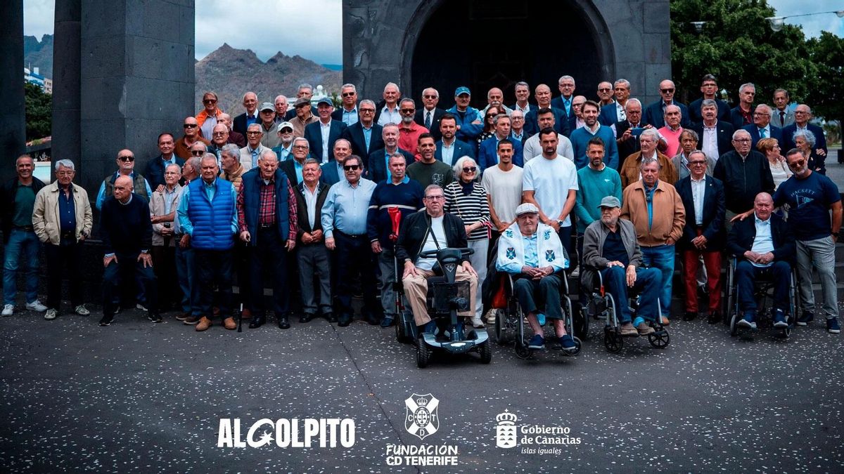 El CD Tenerife agradece la fidelidad de sus 100 abonados más antiguos
