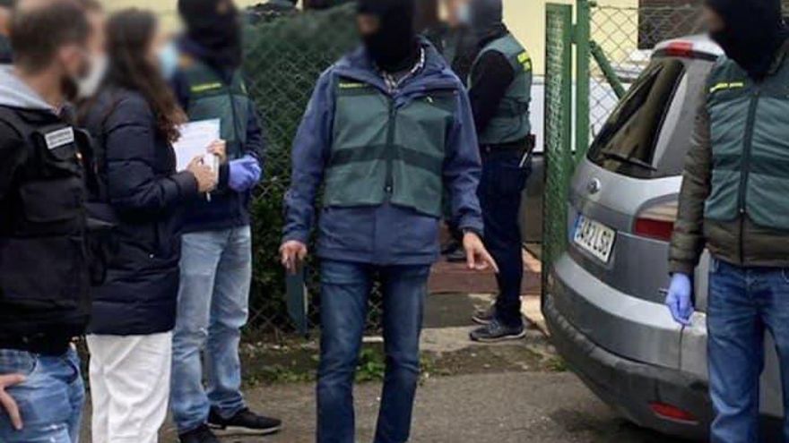 Desarticulada una organización que trasladaba migrantes en coche a Francia desde Euskadi y Navarra
