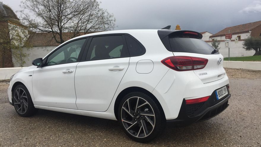 La versión N Line del Hyundai i30 toma elementos decorativos de corte deportivo.