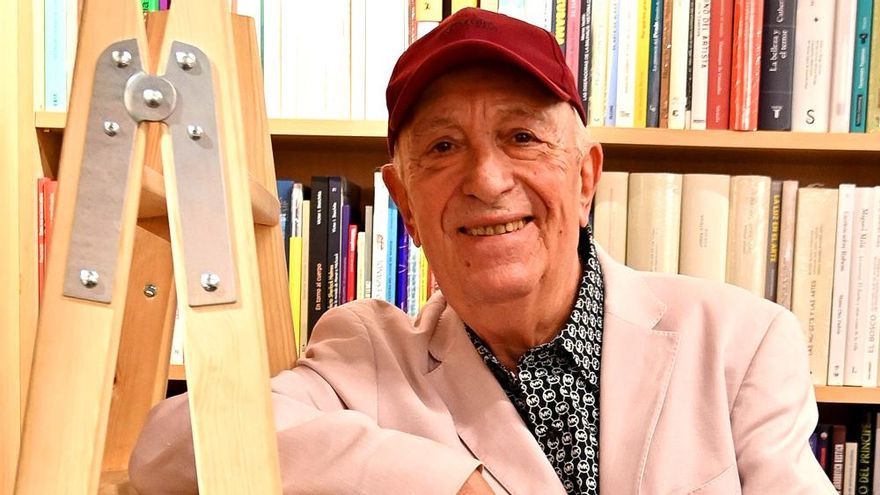 Muere Carlos Ferrando, uno de los pioneros de la prensa rosa en España y clásico colaborador televisivo