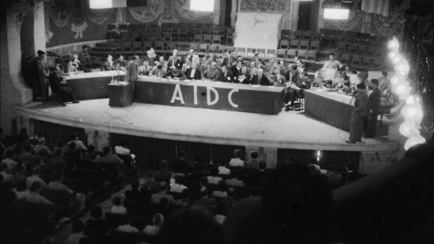 La Alianza de Intelectuales Antifascistas: cuando alfabetizar a los soldados significaba ganar otra guerra