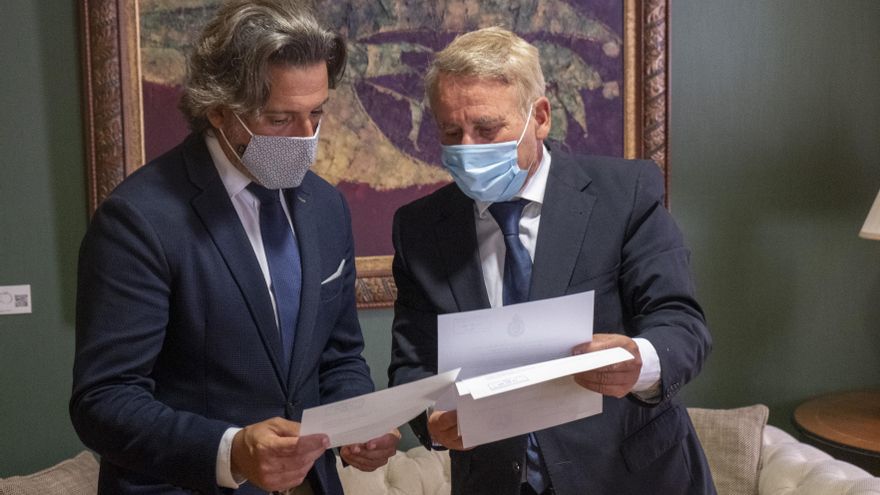El Parlamento, galardonado con la primera Medalla de Oro de la Real Academia Canaria Bellas Artes