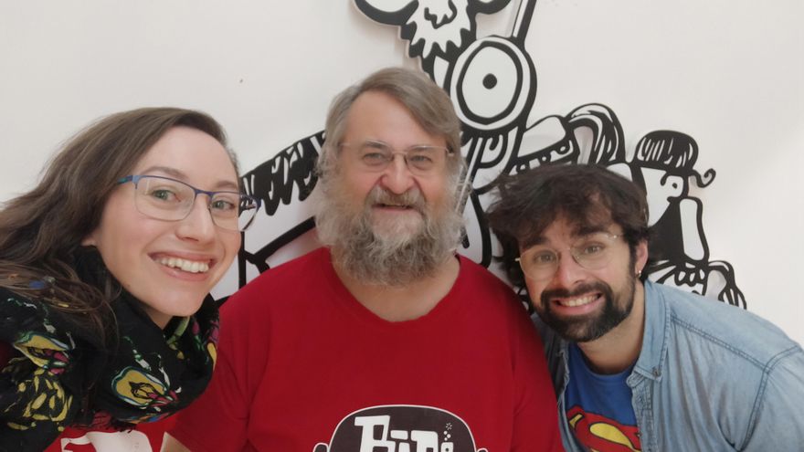 De izquierda a derecha: Eva Cuesta, Juan Junoy y Ricardo Moure