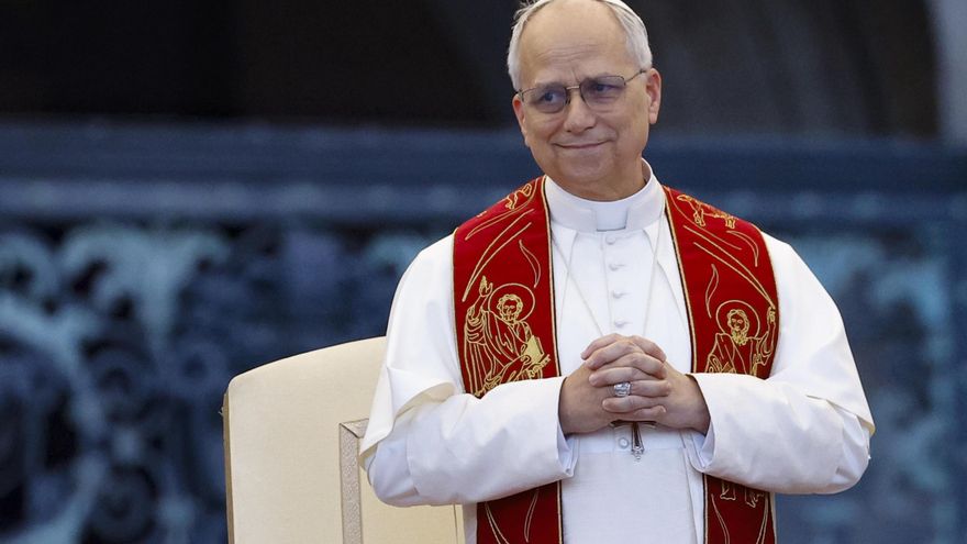 León XIV ante 70.000 fieles: "La paz volverá si dejamos de movernos como predadores"