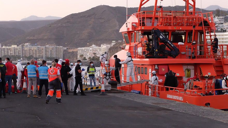 La llegada de migrantes a Canarias se frena en marzo: 461 personas en nueve embarcaciones